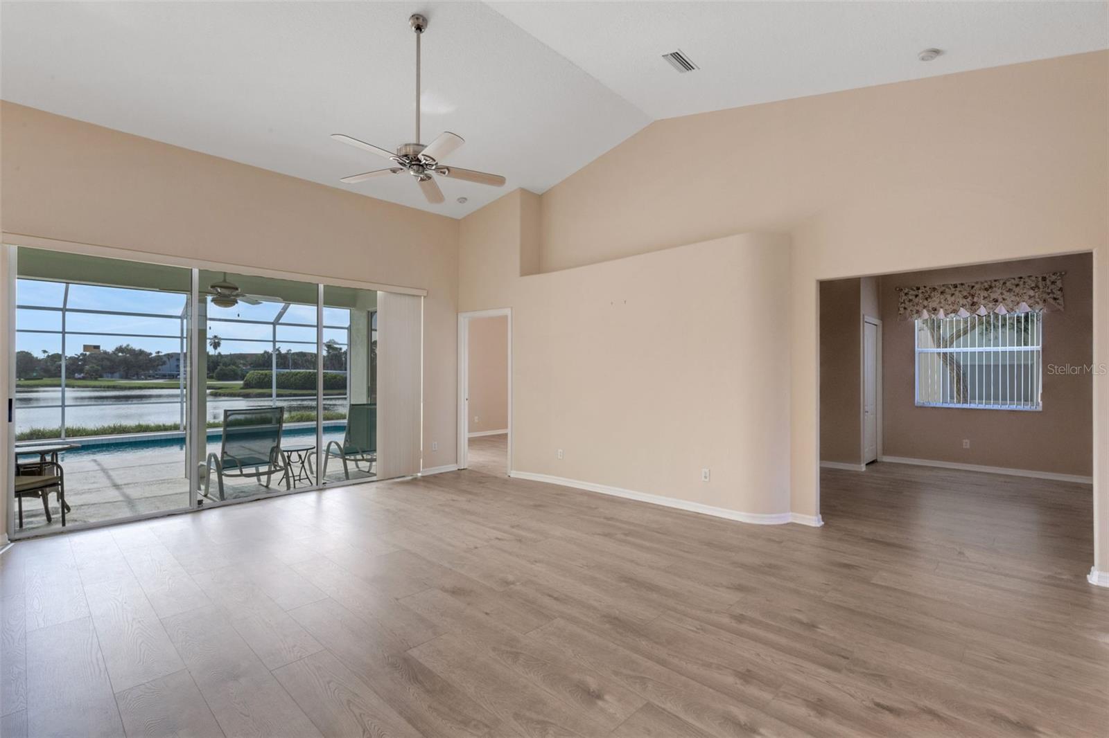 STONEYBROOK GOLF & COUNTRY CLUB - Residential