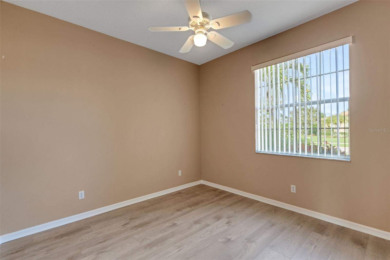 STONEYBROOK GOLF & COUNTRY CLUB - Residential