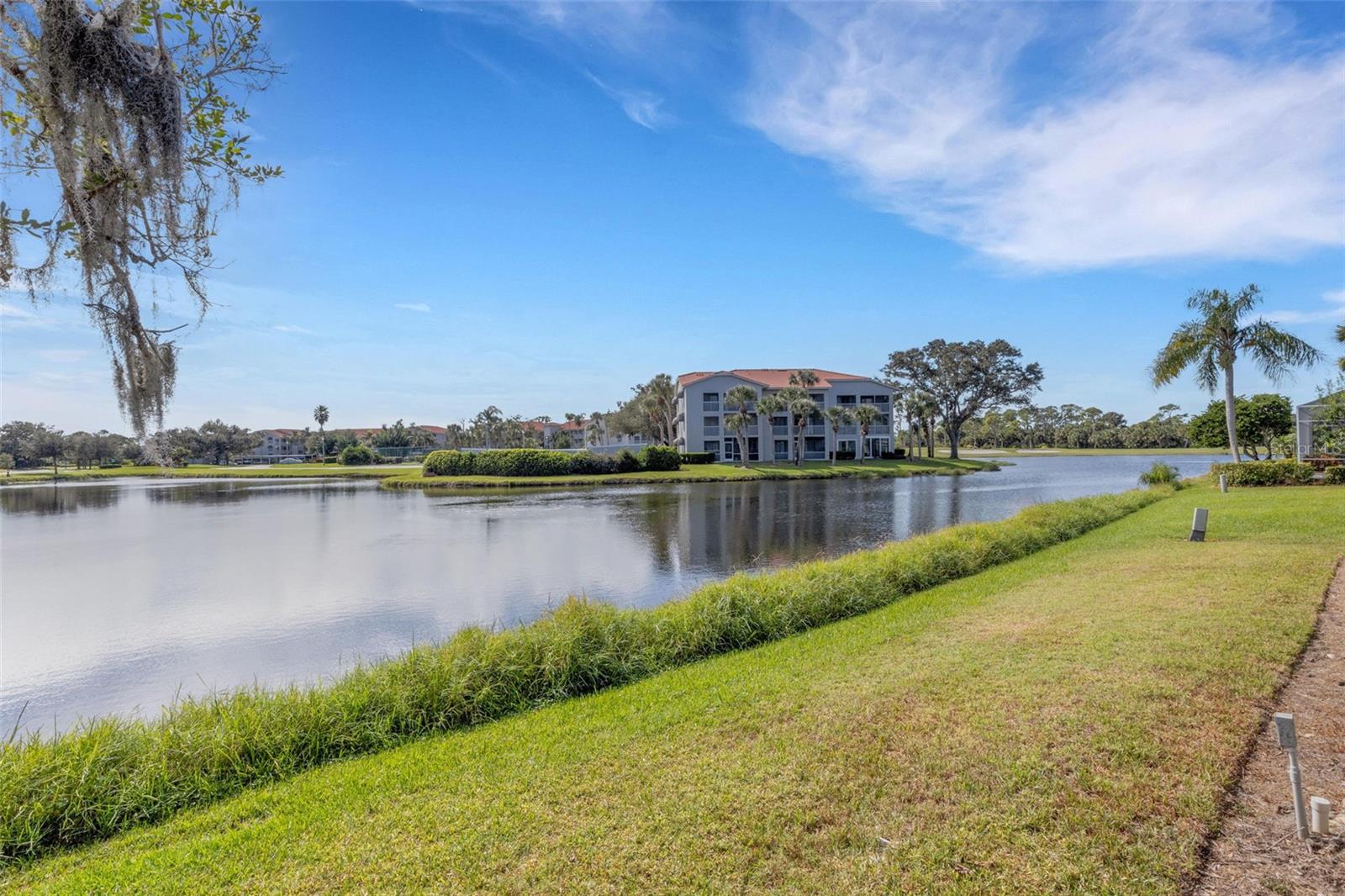 STONEYBROOK GOLF & COUNTRY CLUB - Residential