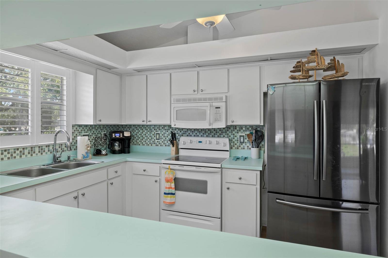 WEEKI WACHEE GARDENS - Residential