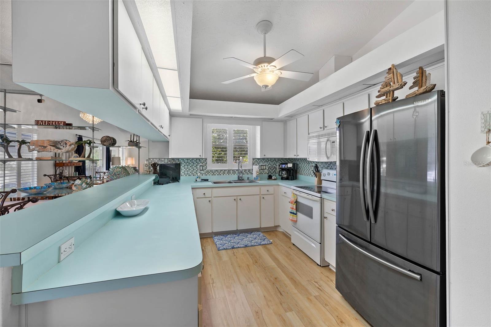 WEEKI WACHEE GARDENS - Residential