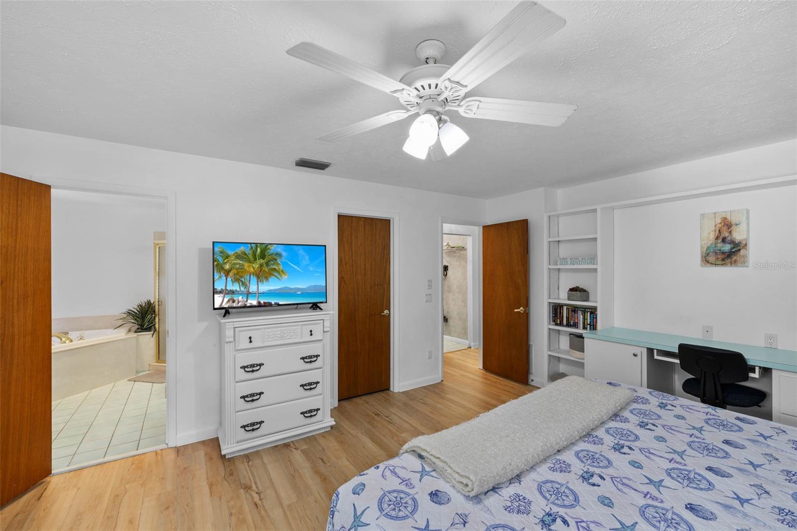 WEEKI WACHEE GARDENS - Residential