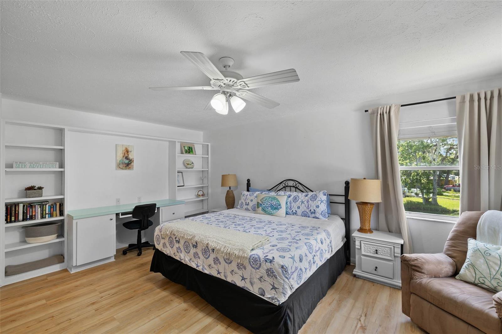 WEEKI WACHEE GARDENS - Residential