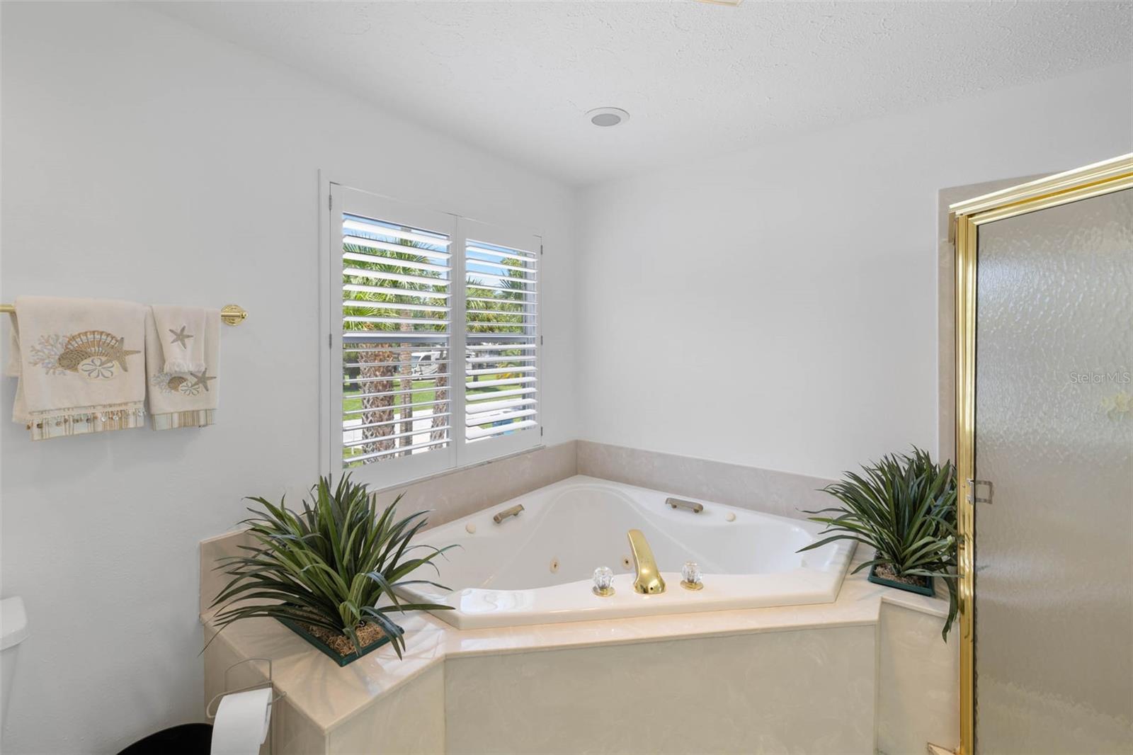 WEEKI WACHEE GARDENS - Residential