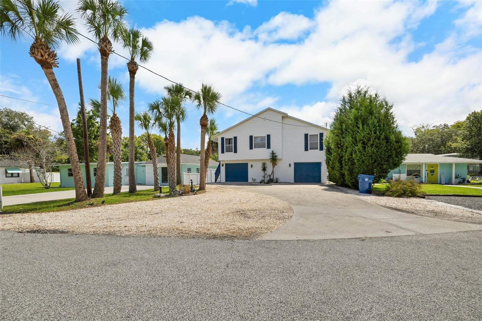 WEEKI WACHEE GARDENS - Residential