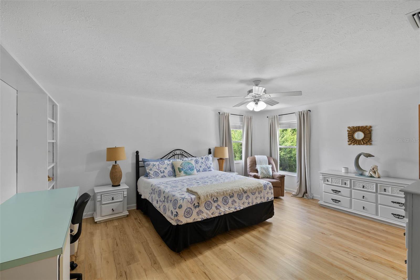 WEEKI WACHEE GARDENS - Residential