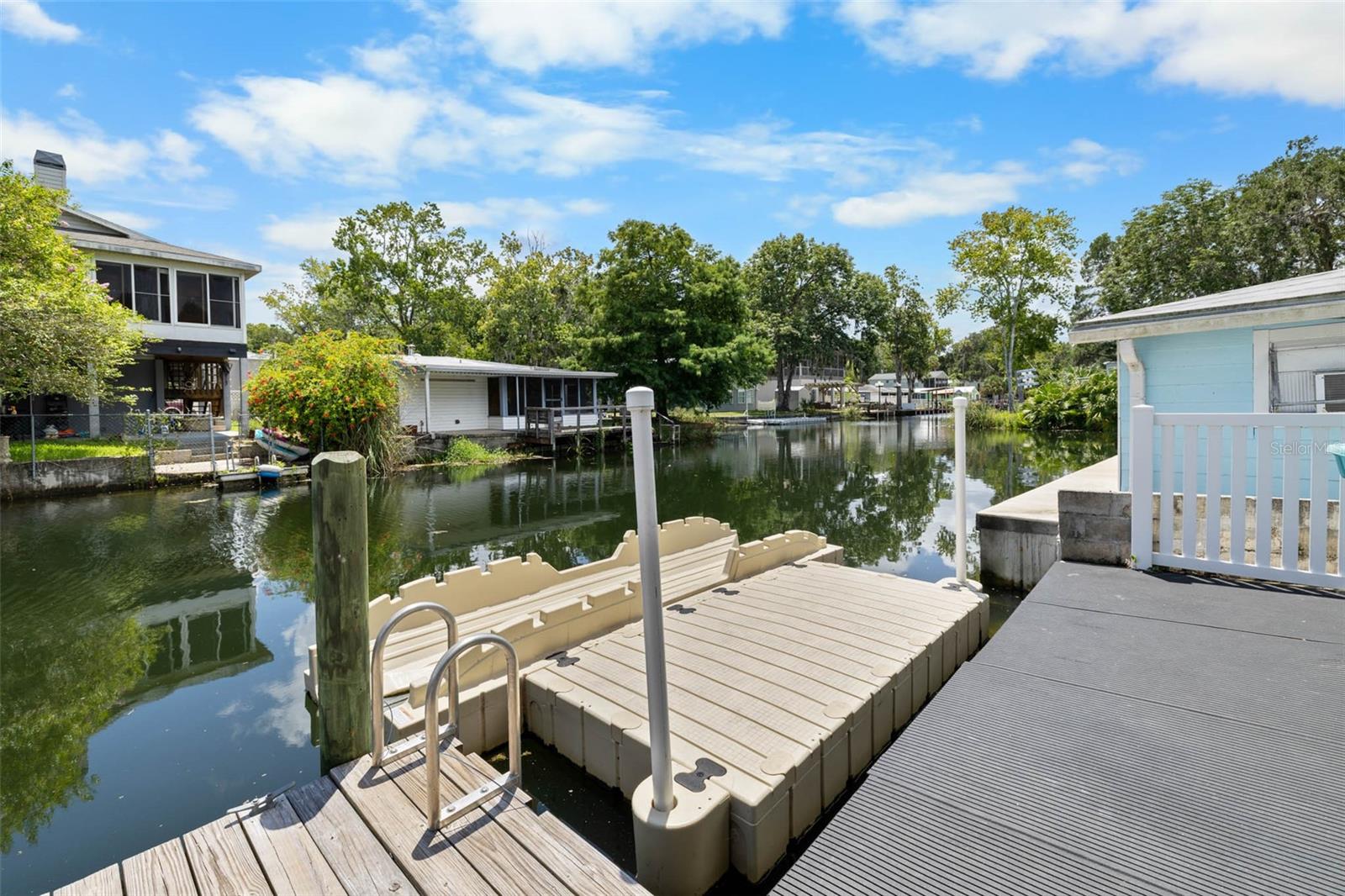 WEEKI WACHEE GARDENS - Residential