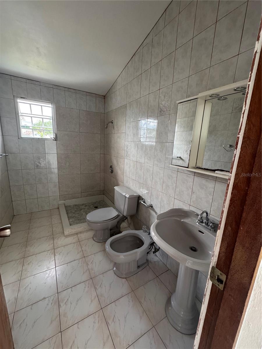 HACIENDA LAS GARZAS - Residential