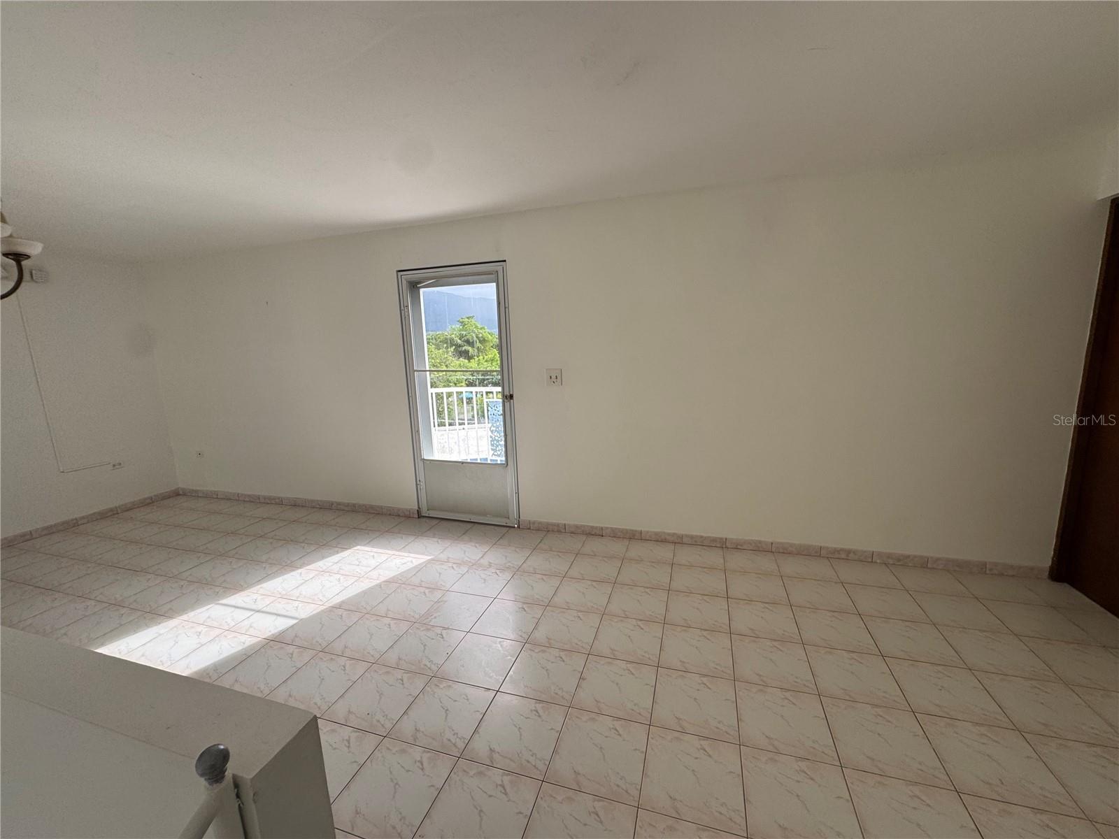 HACIENDA LAS GARZAS - Residential