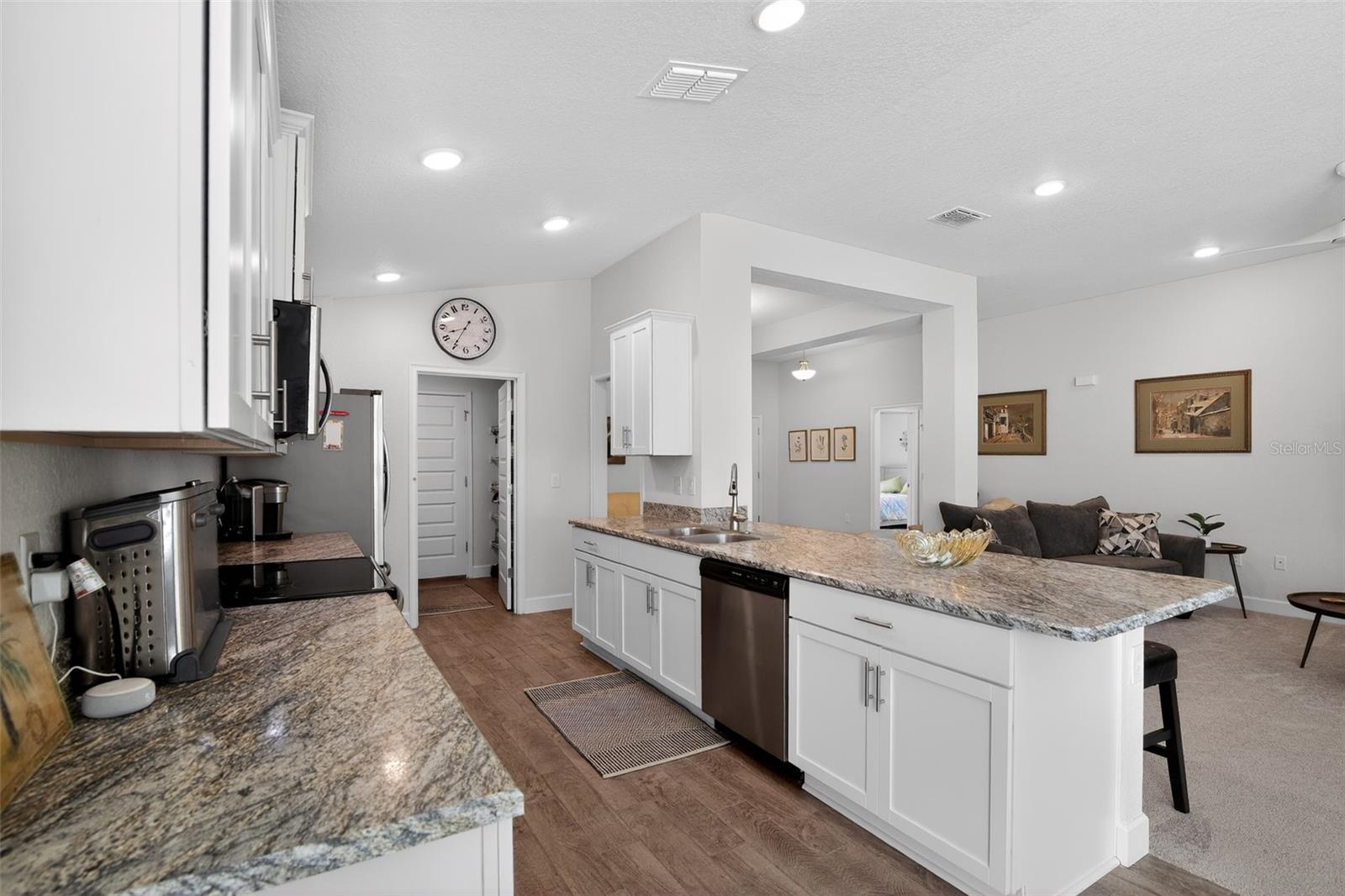 JULIETTE FALLS - Residential