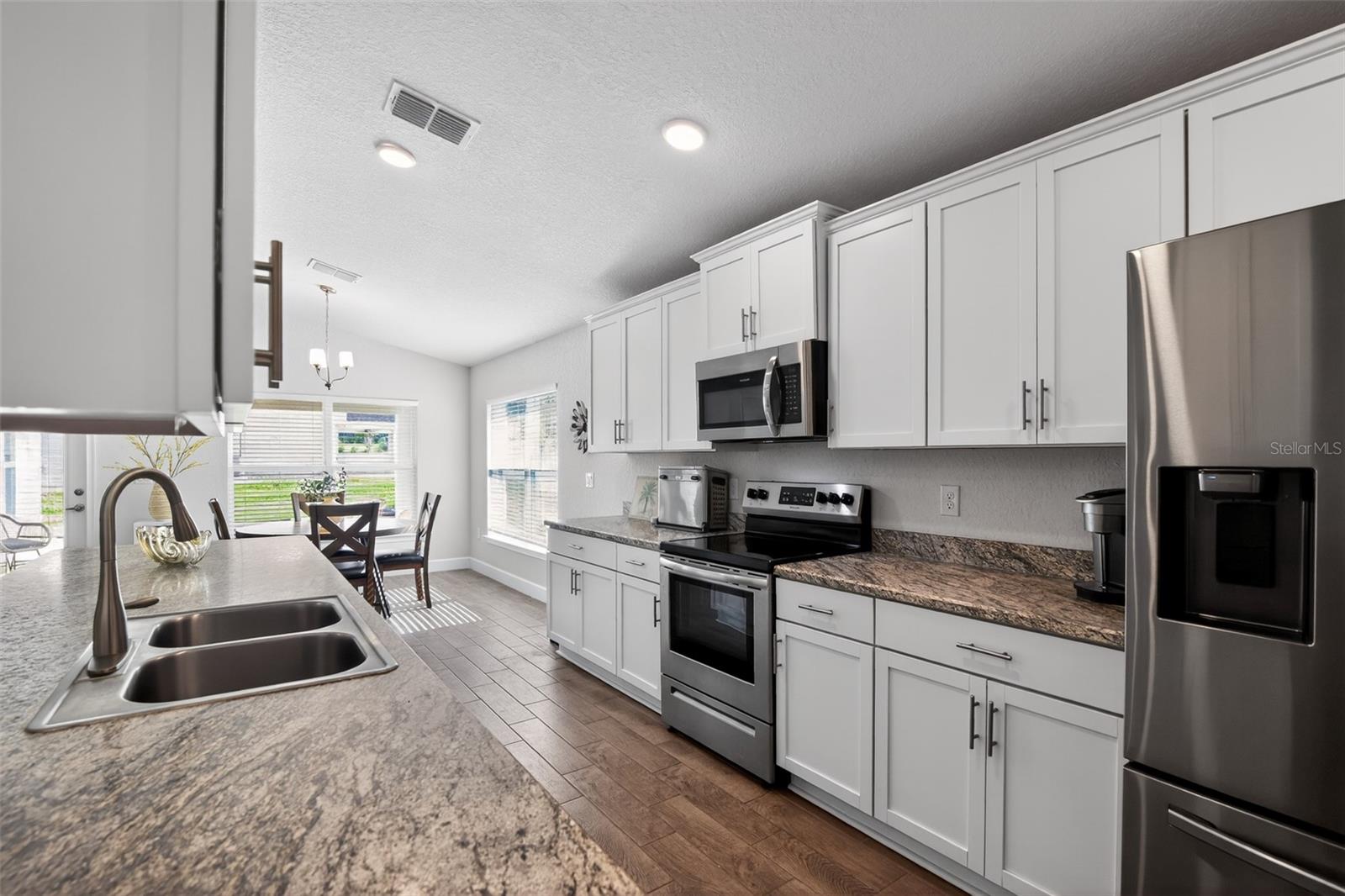 JULIETTE FALLS - Residential