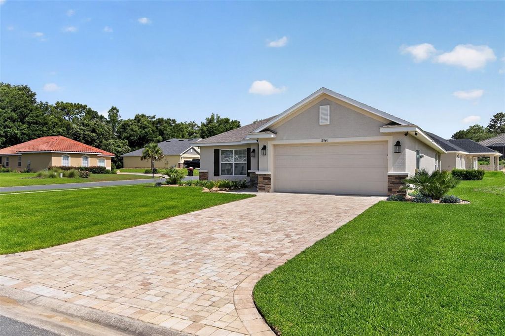 Photo of 17941 SW 66th Place, Dunnellon, FL 34432 (MLS # O6407787)