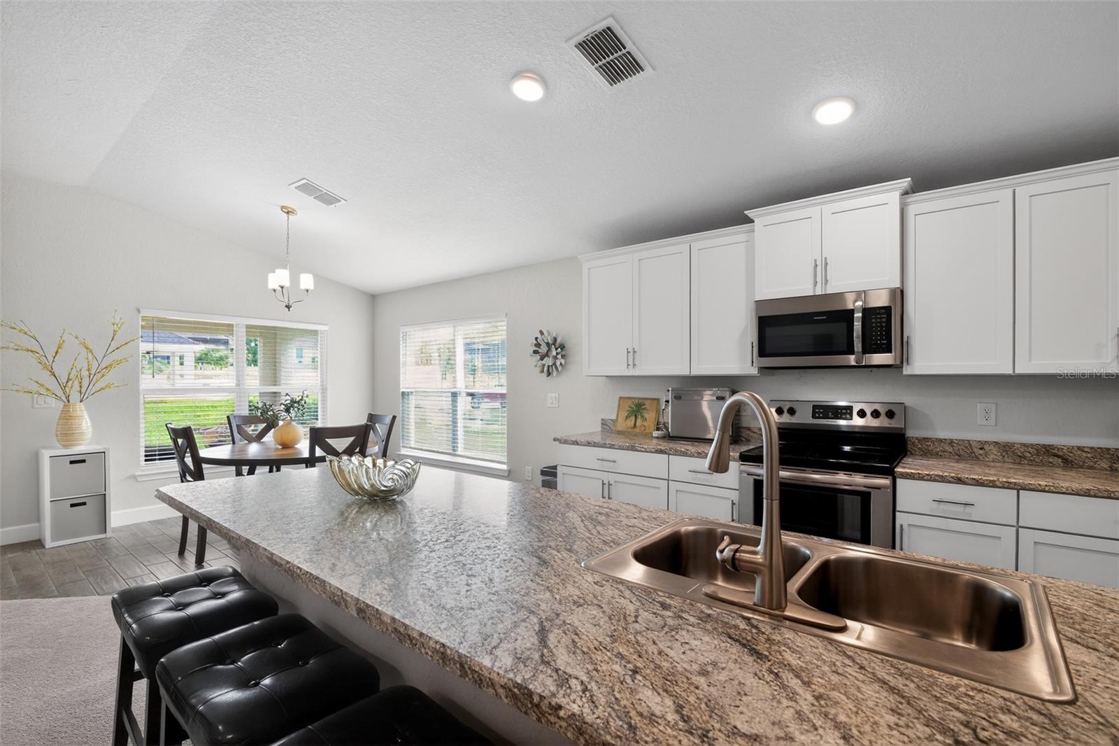 JULIETTE FALLS - Residential