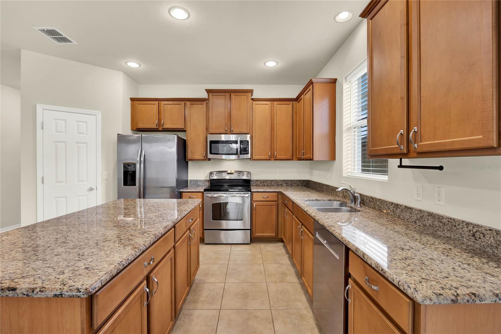 3773 MOON DANCER PLACE
