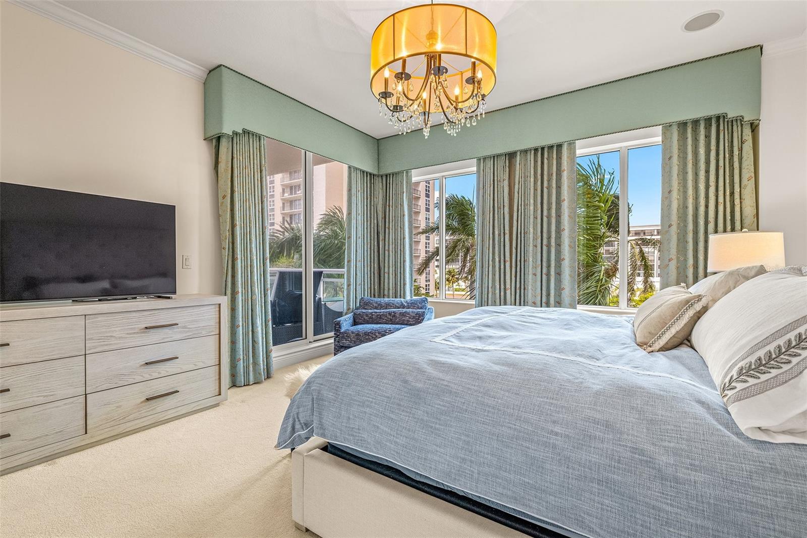 THE BEACH RESIDENCES - Residential