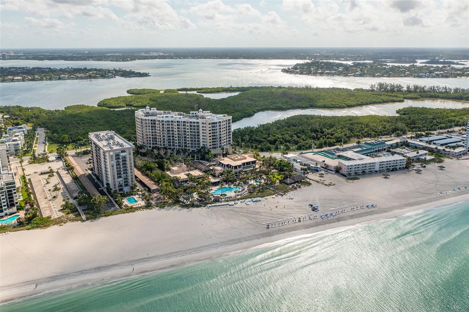 THE BEACH RESIDENCES - Residential