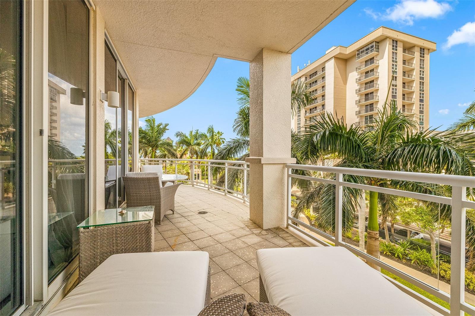 THE BEACH RESIDENCES - Residential