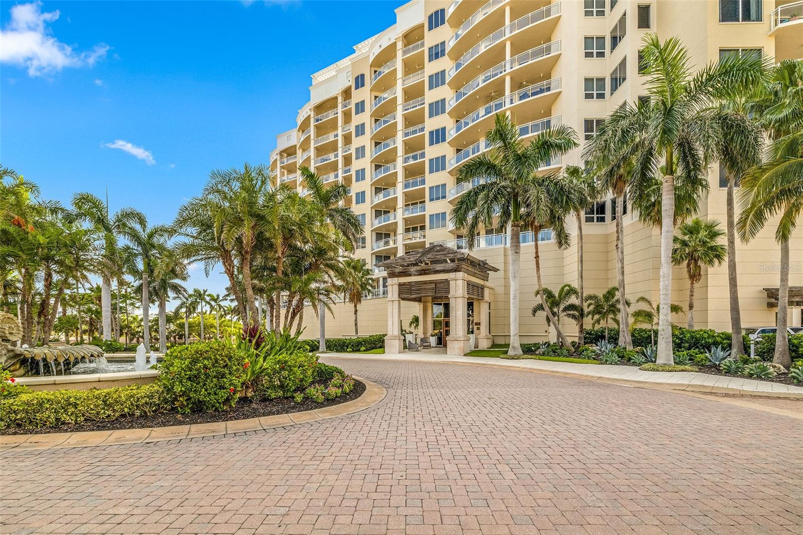 THE BEACH RESIDENCES - Residential