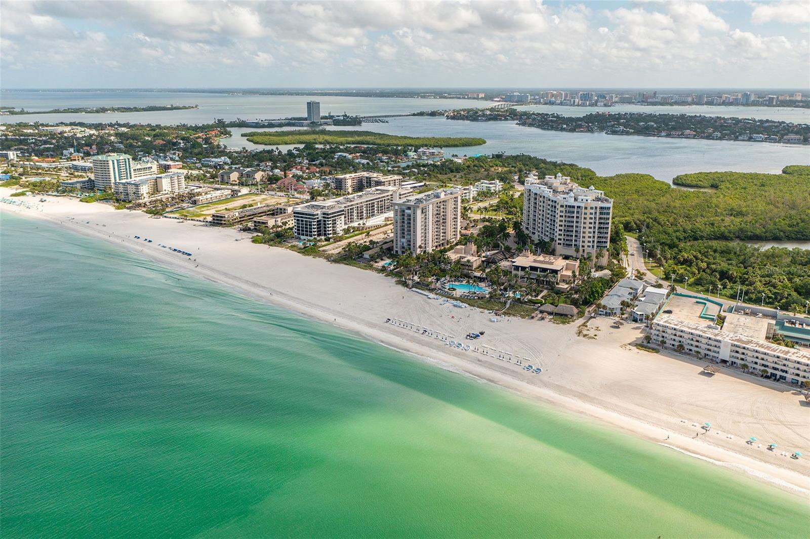 THE BEACH RESIDENCES - Residential