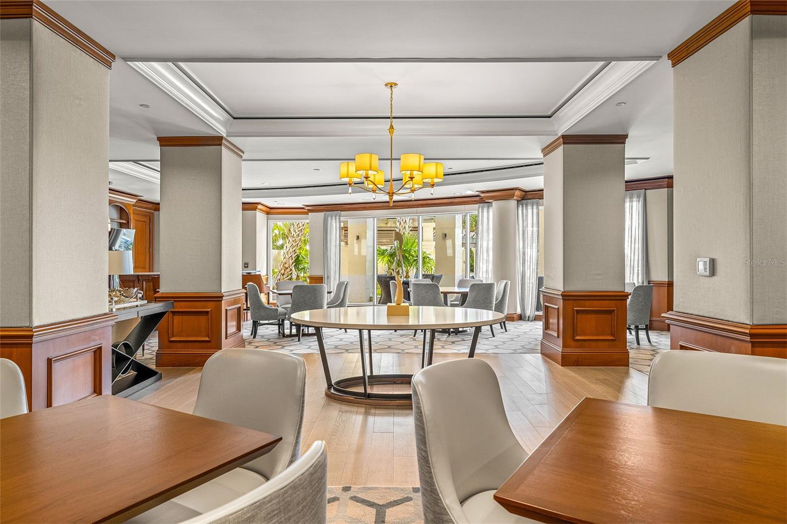 THE BEACH RESIDENCES - Residential