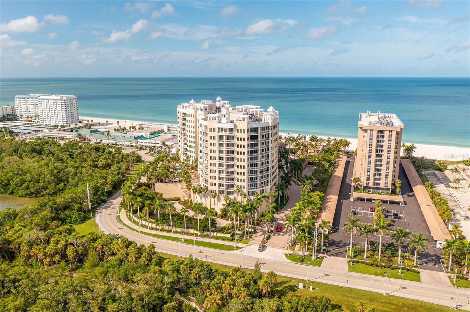 THE BEACH RESIDENCES - Residential