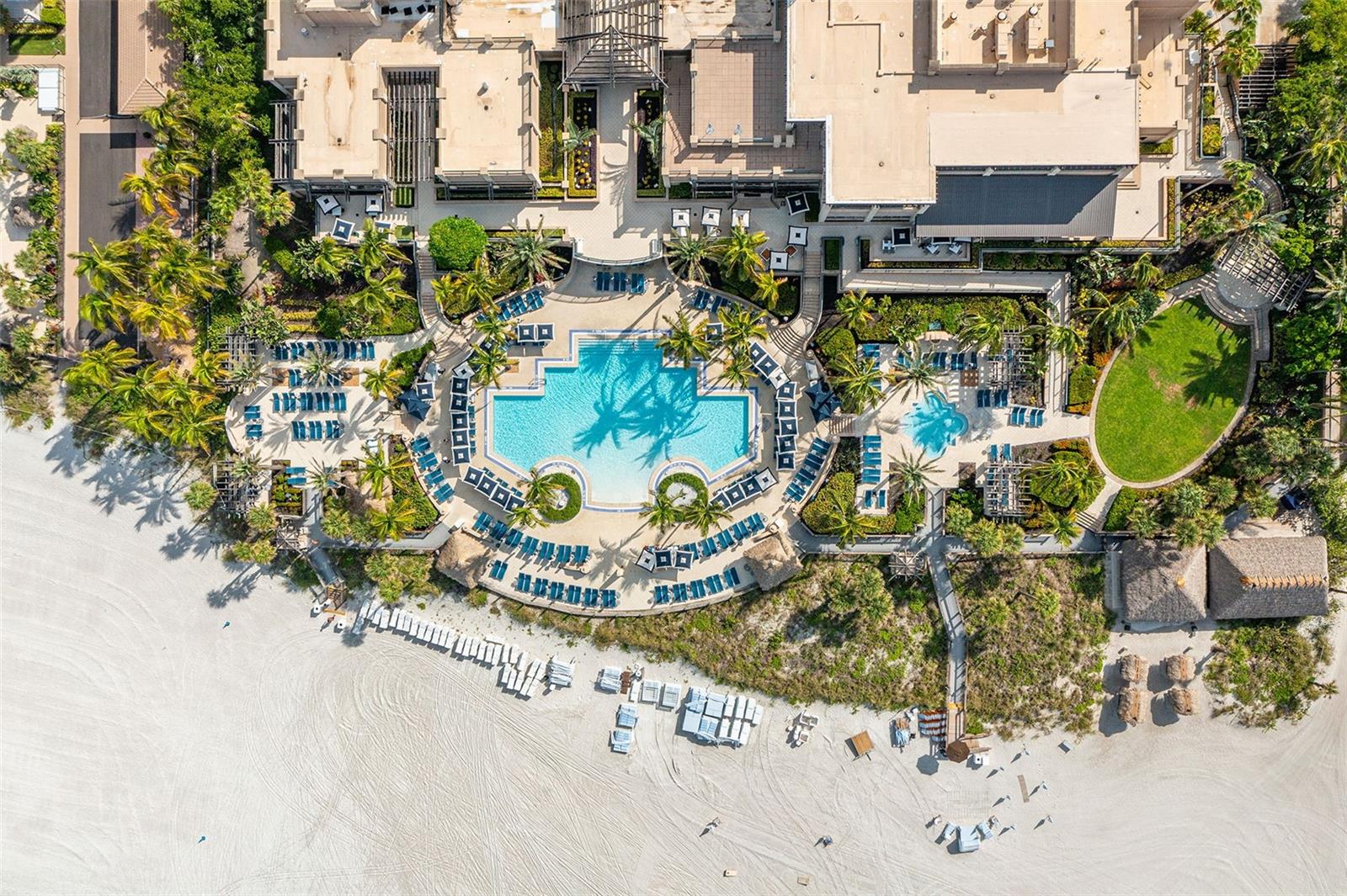 THE BEACH RESIDENCES - Residential