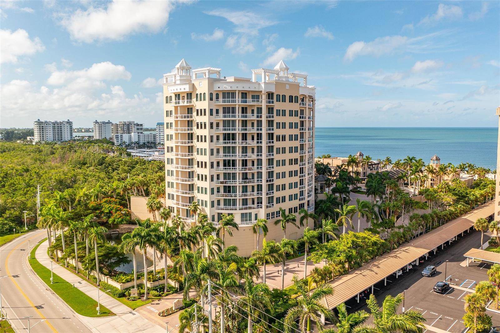 THE BEACH RESIDENCES - Residential