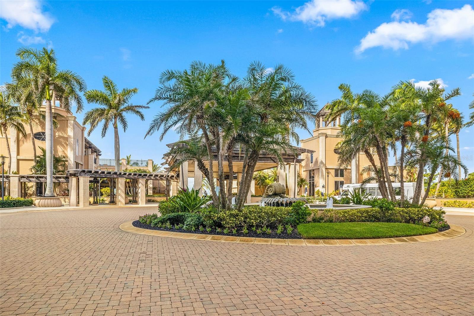 THE BEACH RESIDENCES - Residential