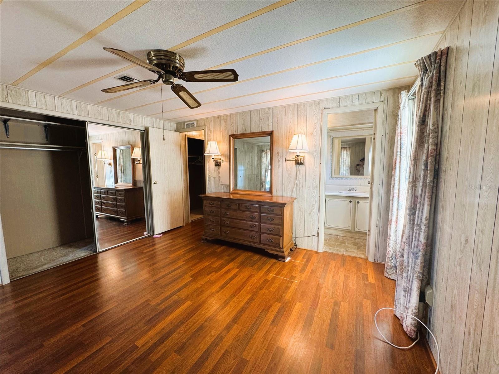 HAWTHORNE AT LEESBURG A COOP - Residential