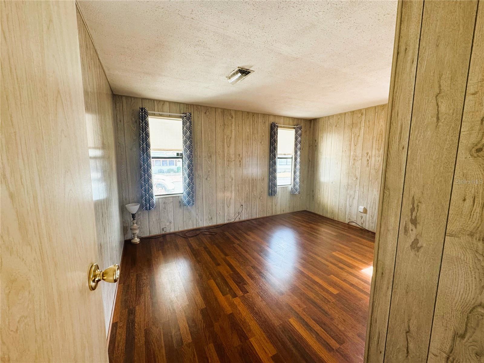 HAWTHORNE AT LEESBURG A COOP - Residential