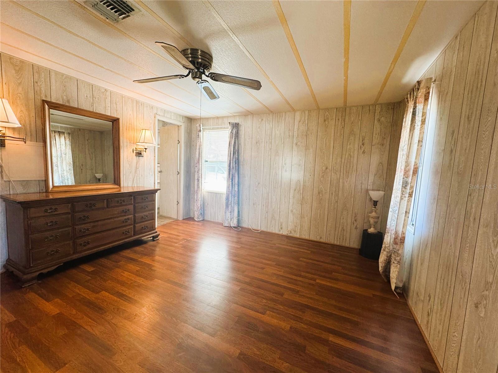 HAWTHORNE AT LEESBURG A COOP - Residential