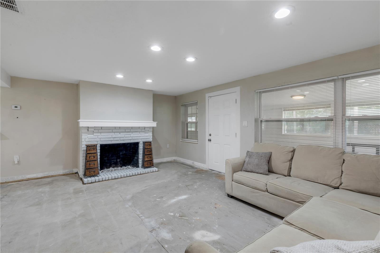 ASSESSORS ALVAREZ GRANT - Residential