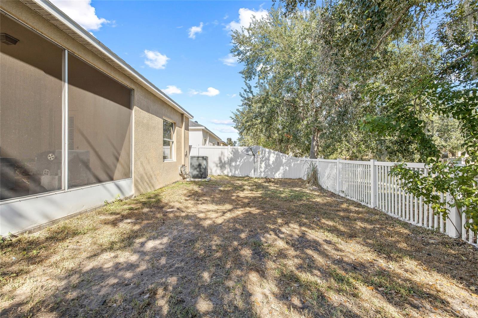 WELLINGTON SOUTH AT BAY PARK - Residential