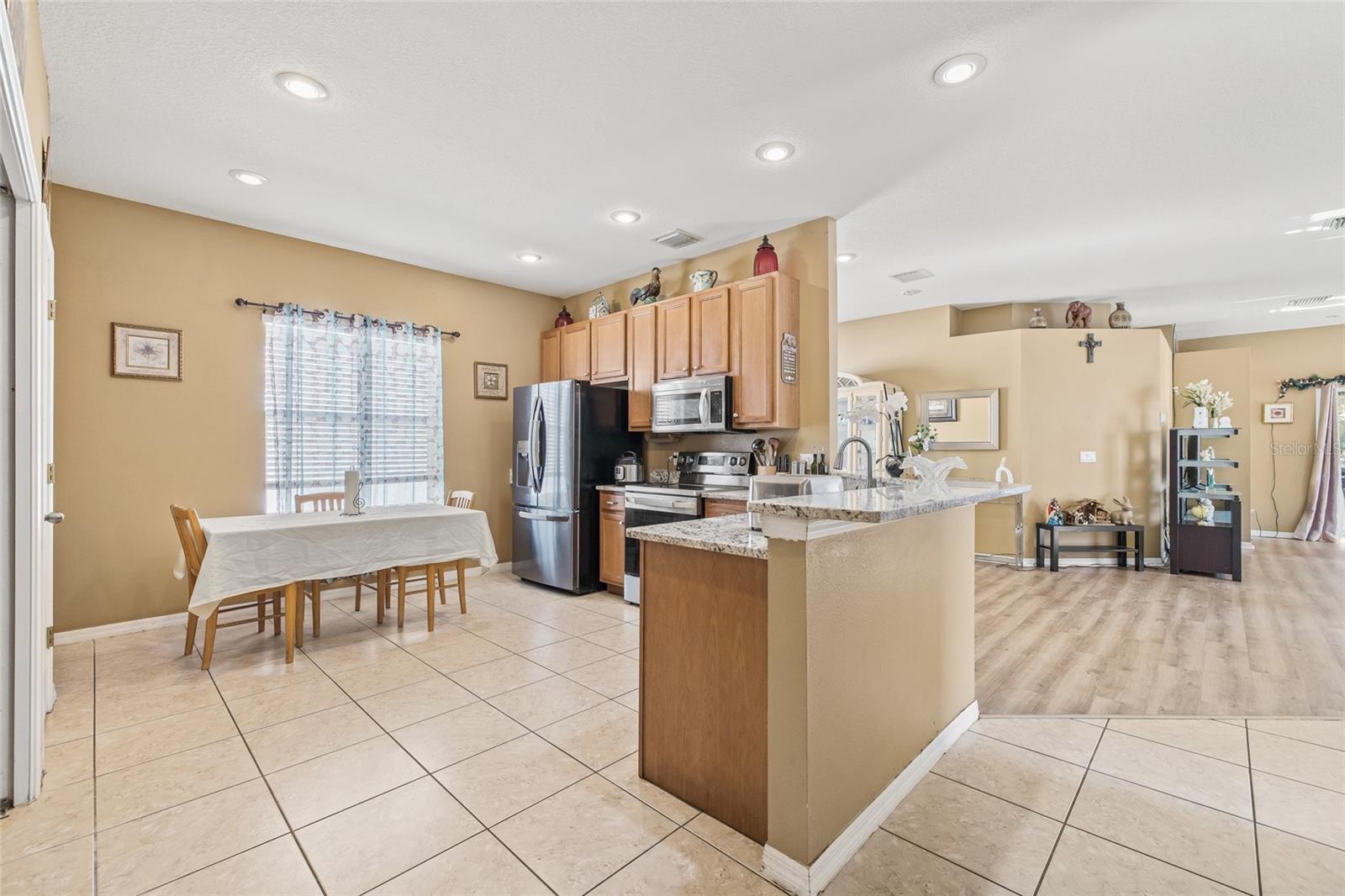 WELLINGTON SOUTH AT BAY PARK - Residential