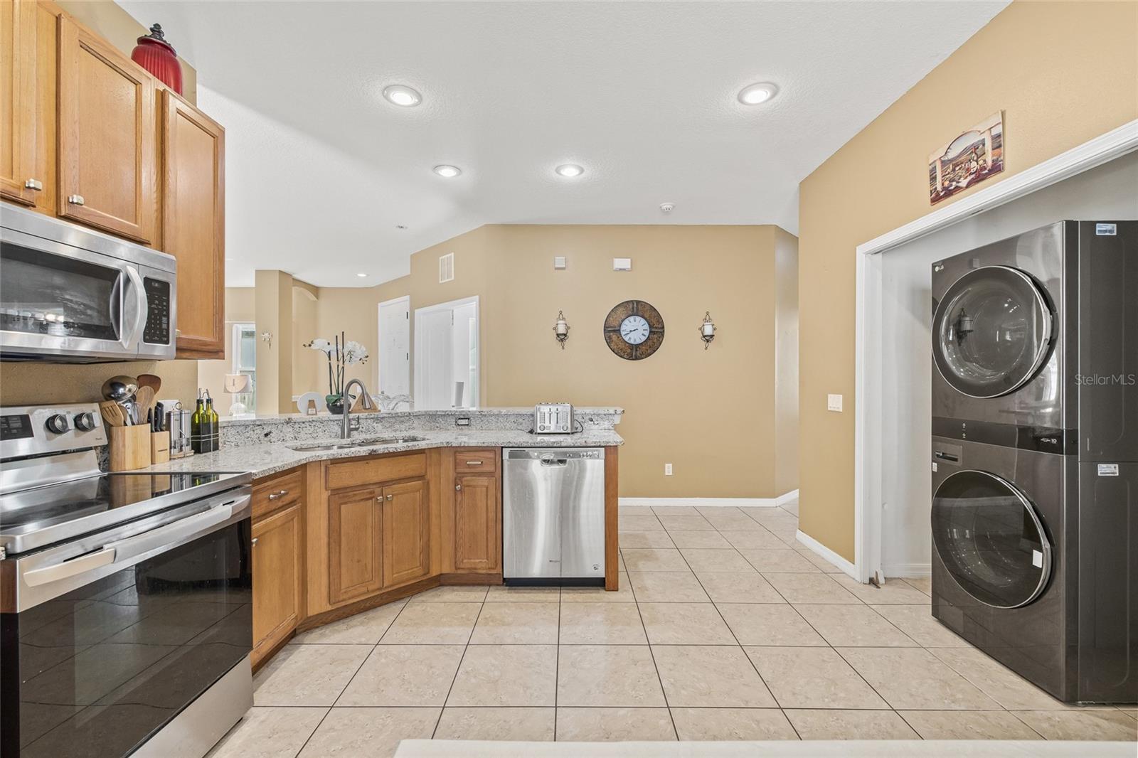 WELLINGTON SOUTH AT BAY PARK - Residential