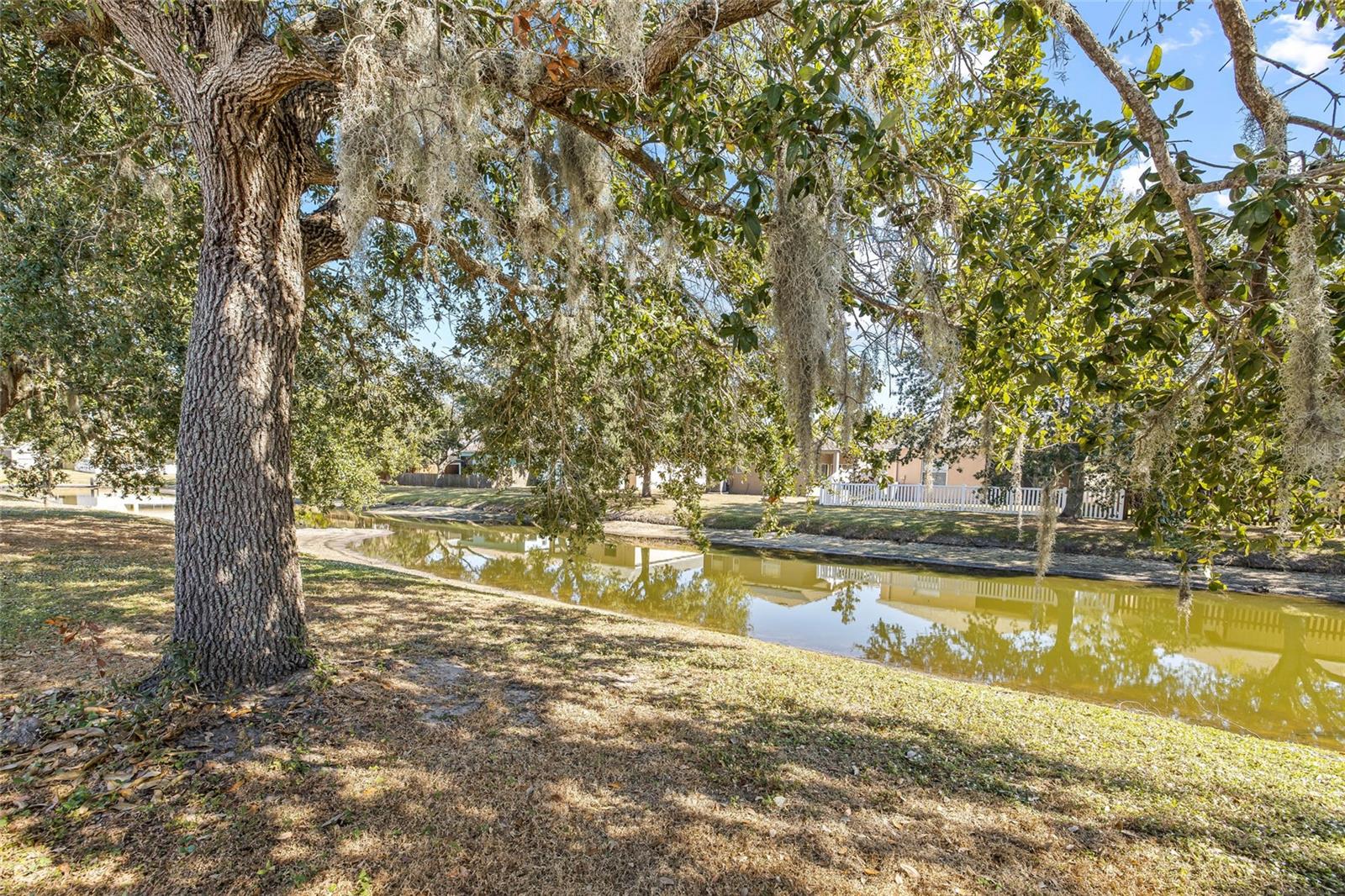 WELLINGTON SOUTH AT BAY PARK - Residential