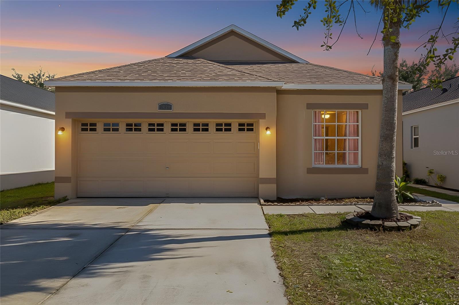 WELLINGTON SOUTH AT BAY PARK - Residential