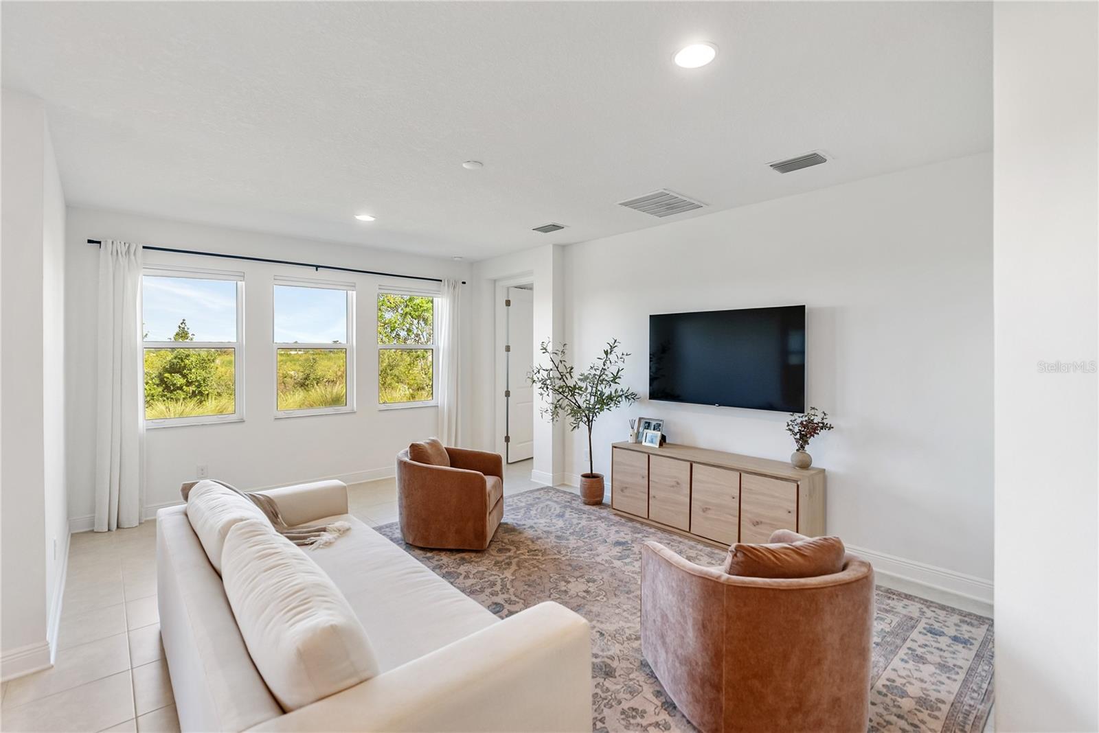 SWEETWATER AT LAKEWOOD RANCH PH I & II - Residential