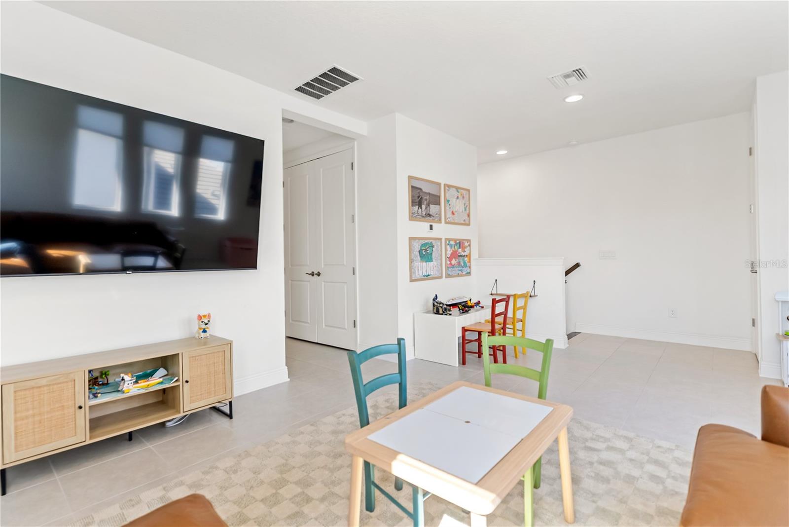 SWEETWATER AT LAKEWOOD RANCH PH I & II - Residential