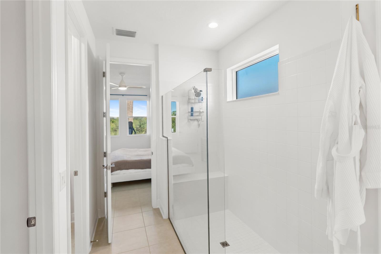 SWEETWATER AT LAKEWOOD RANCH PH I & II - Residential