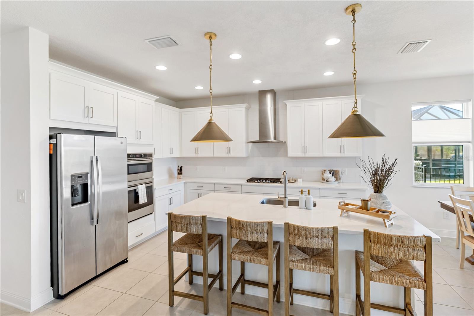 SWEETWATER AT LAKEWOOD RANCH PH I & II - Residential