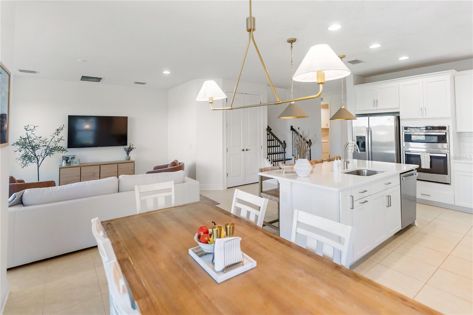 SWEETWATER AT LAKEWOOD RANCH PH I & II - Residential