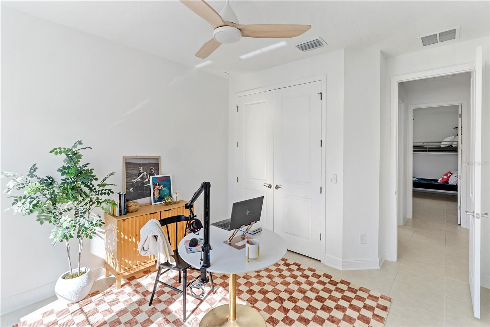 SWEETWATER AT LAKEWOOD RANCH PH I & II - Residential