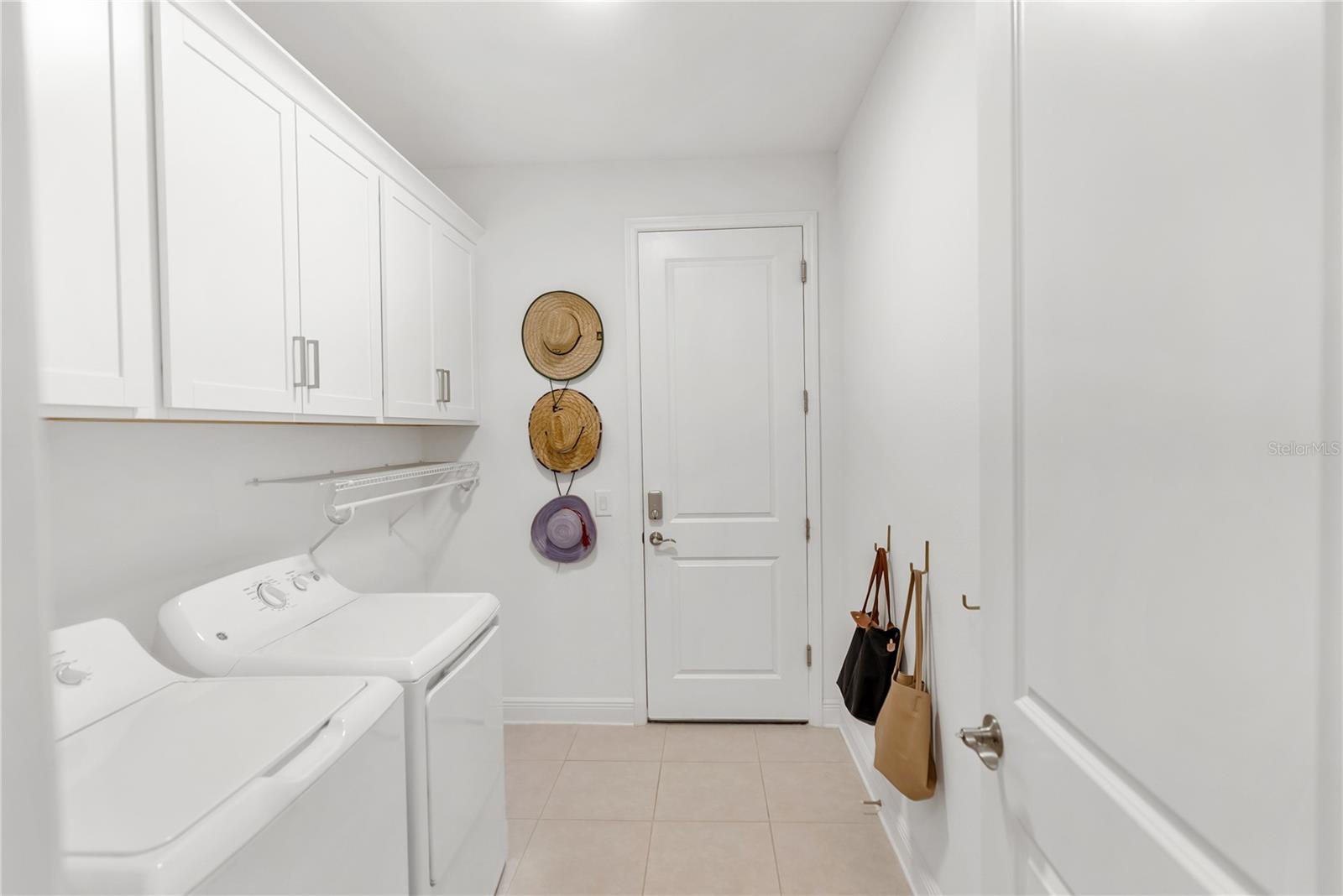 SWEETWATER AT LAKEWOOD RANCH PH I & II - Residential