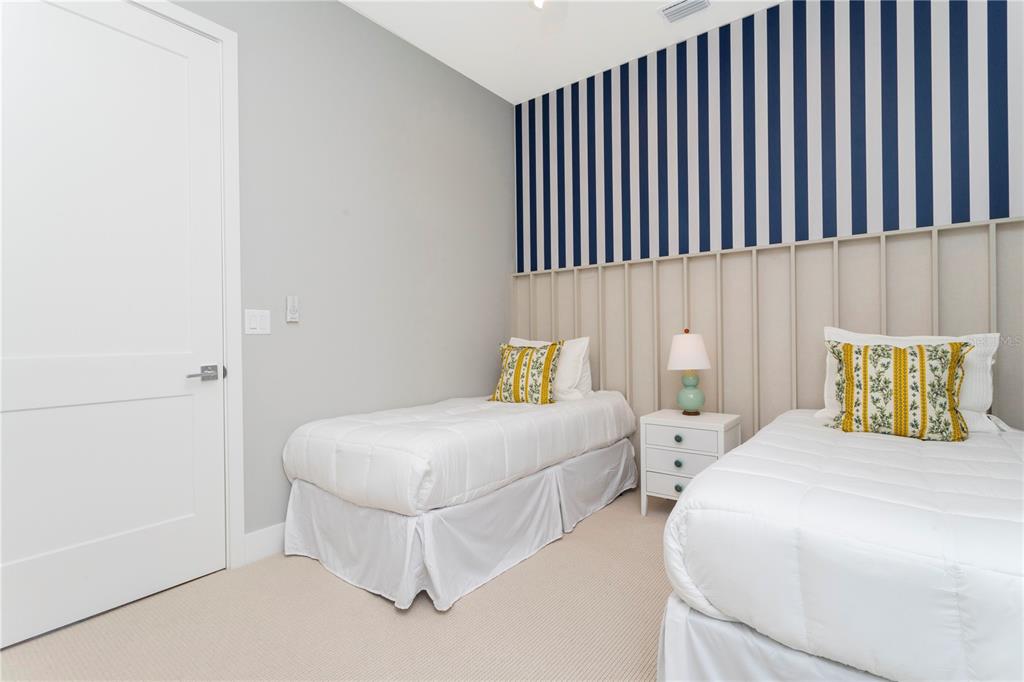 MELBOURNE BEACH HOMES - Residential