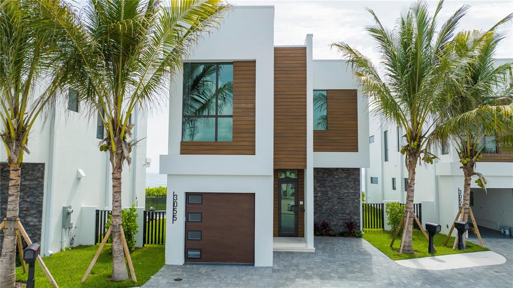 MELBOURNE BEACH HOMES - Residential