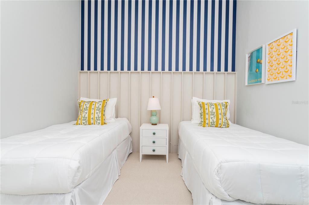 MELBOURNE BEACH HOMES - Residential