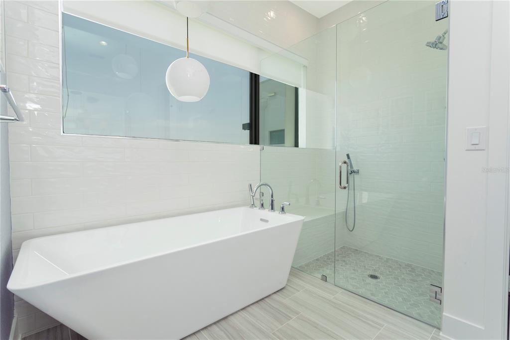 MELBOURNE BEACH HOMES - Residential