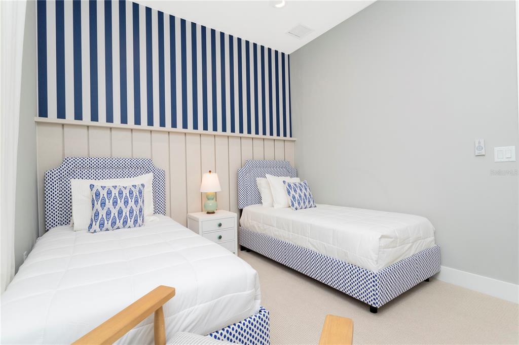 MELBOURNE BEACH HOMES - Residential