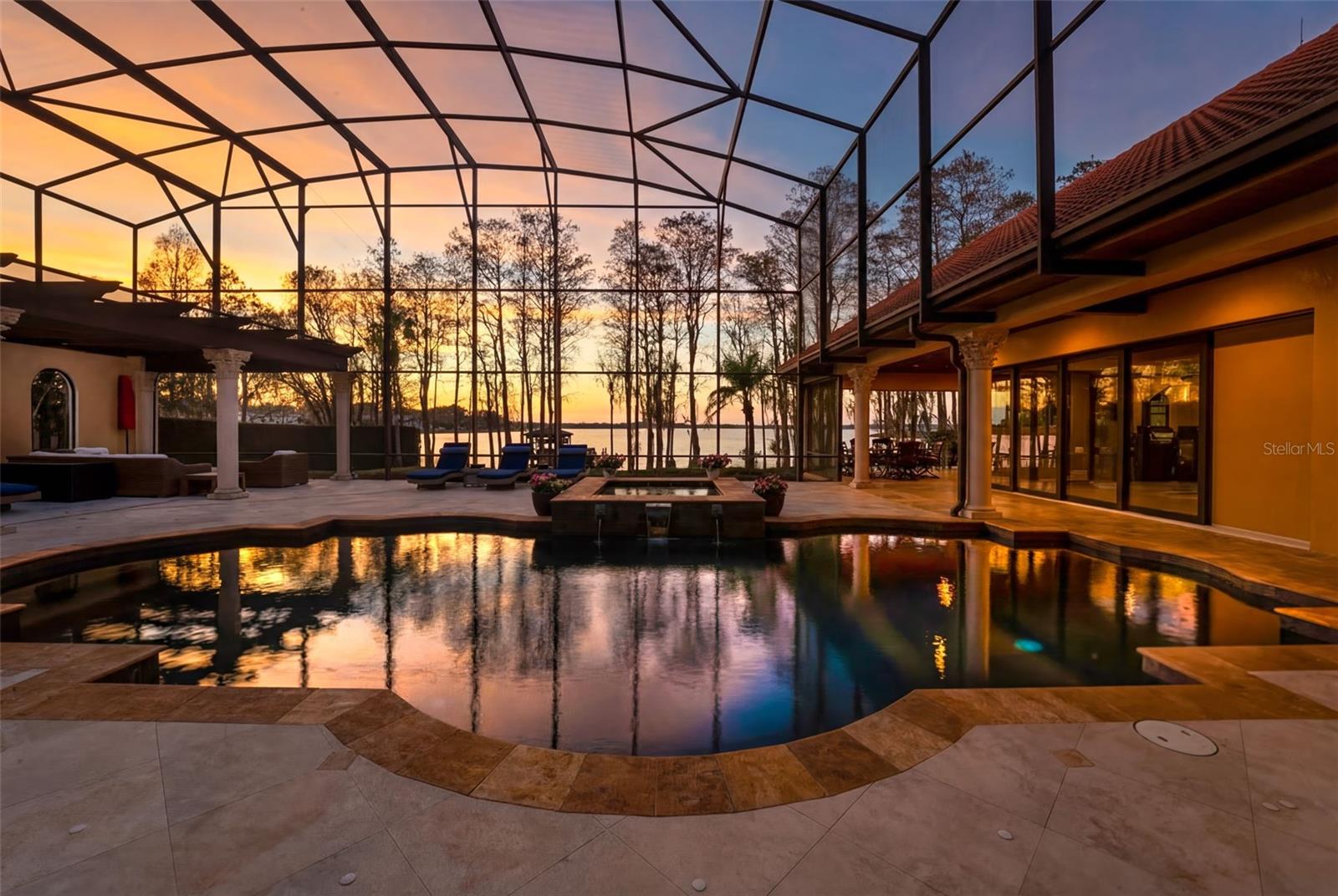 SUNSET BAY - Residential